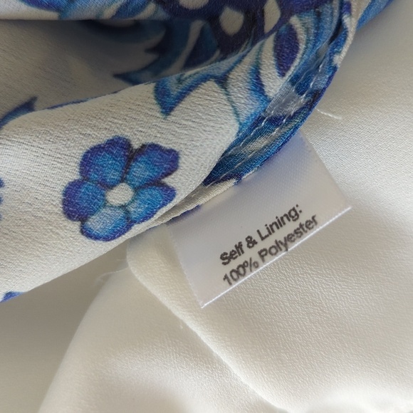 Prose & Poetry Rochelle Shoulder-tie Printed Dress in Cobalt - Picture 7 of 7